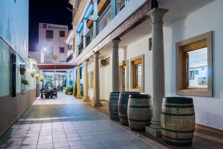 Hostal Nuevo Milan I San Clemente  Dış mekan fotoğraf